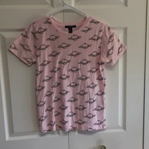 Forever 21 super comfy barely worn Saturn shirt
